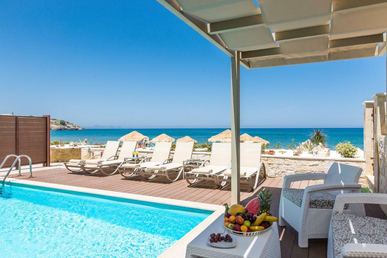 Iris Luxury Beach Front Residence With Pool & Bbq, By Thinkvilla Rethymno (Crete)